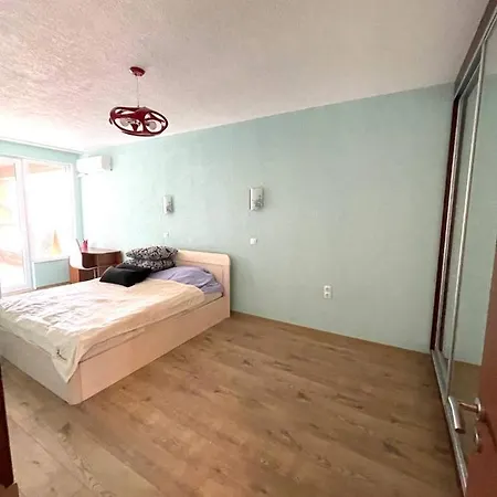 Apartamento луксозен в сърцето на *