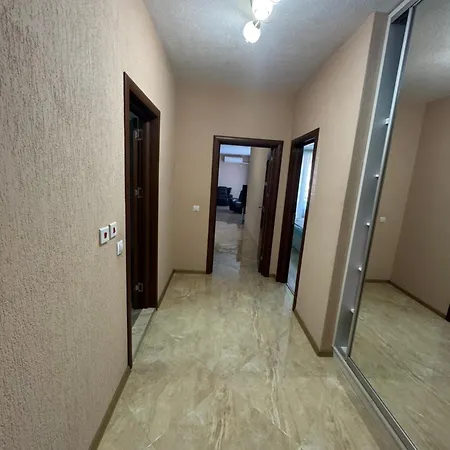 דירה луксозен в сърцето на